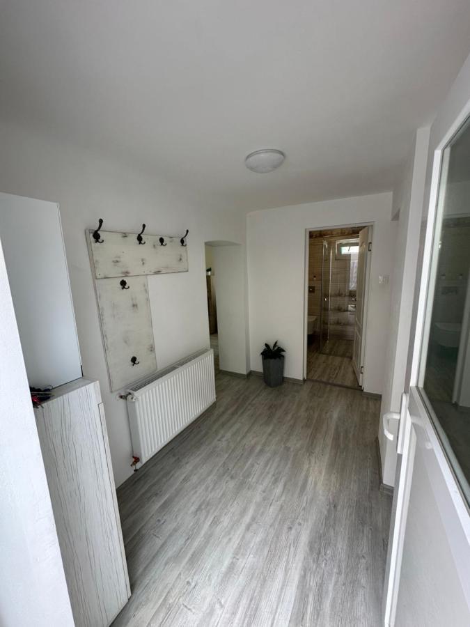 Nema S Apartment Μπρασόβ Εξωτερικό φωτογραφία